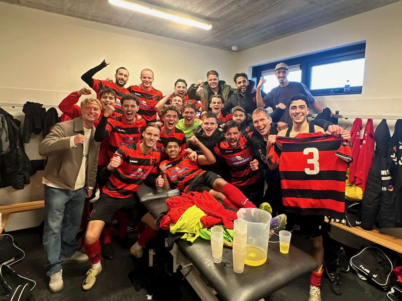 Olympia toont karakter en wint overtuigend bij directe concurrent.